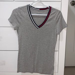 V-Neck Tommy Hilfiger Tee